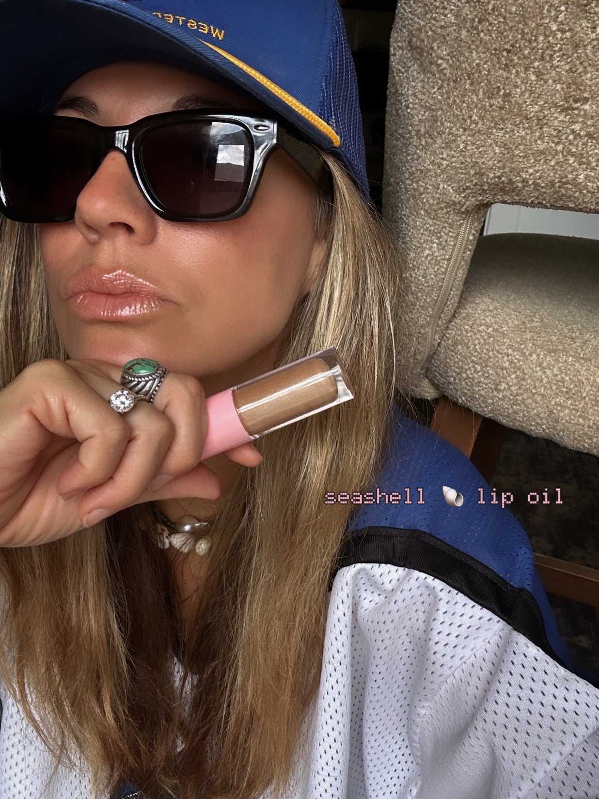 SEASHELL LIP OIL