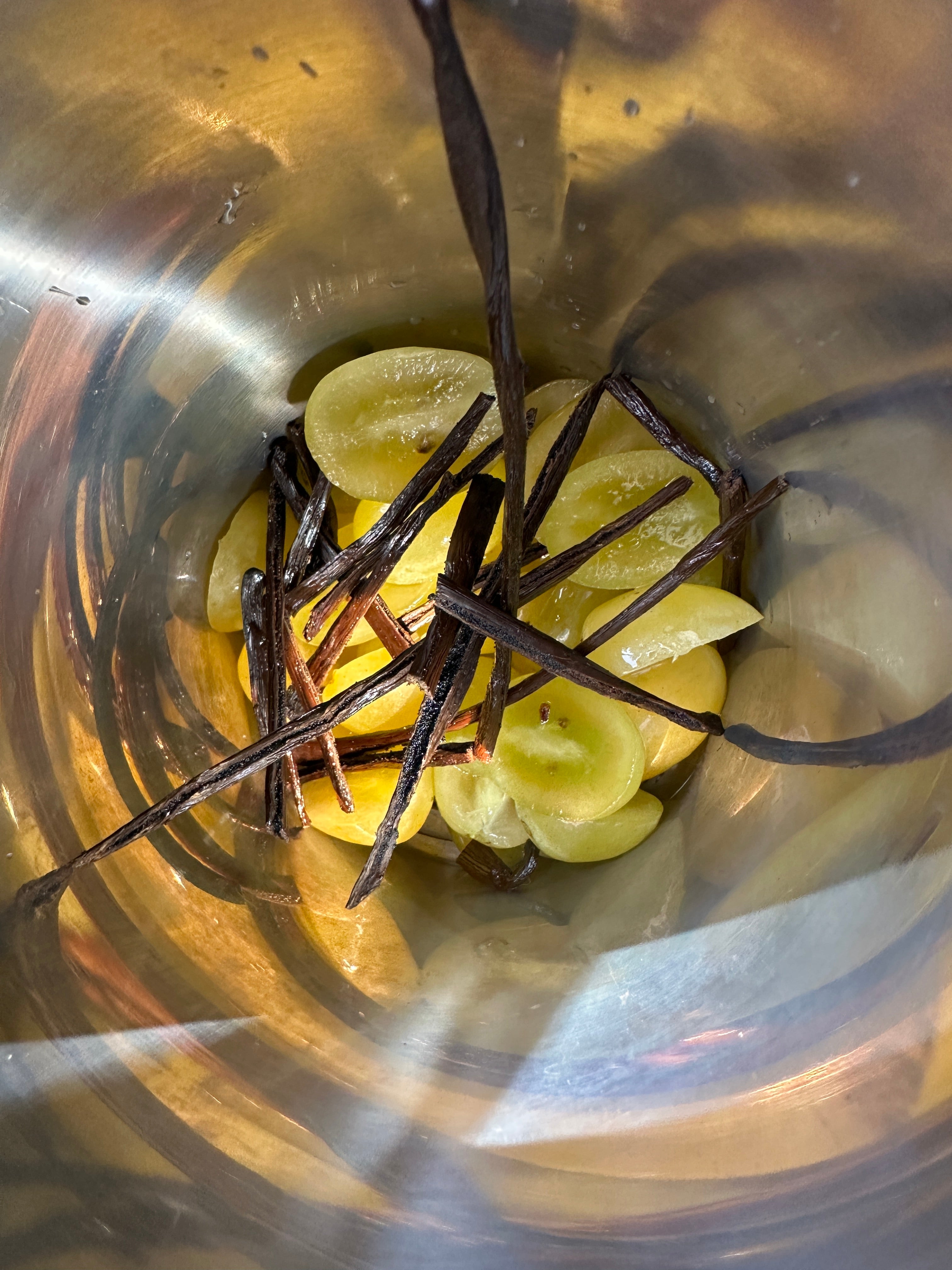 VANILLA + GRAPE HYDROSOL