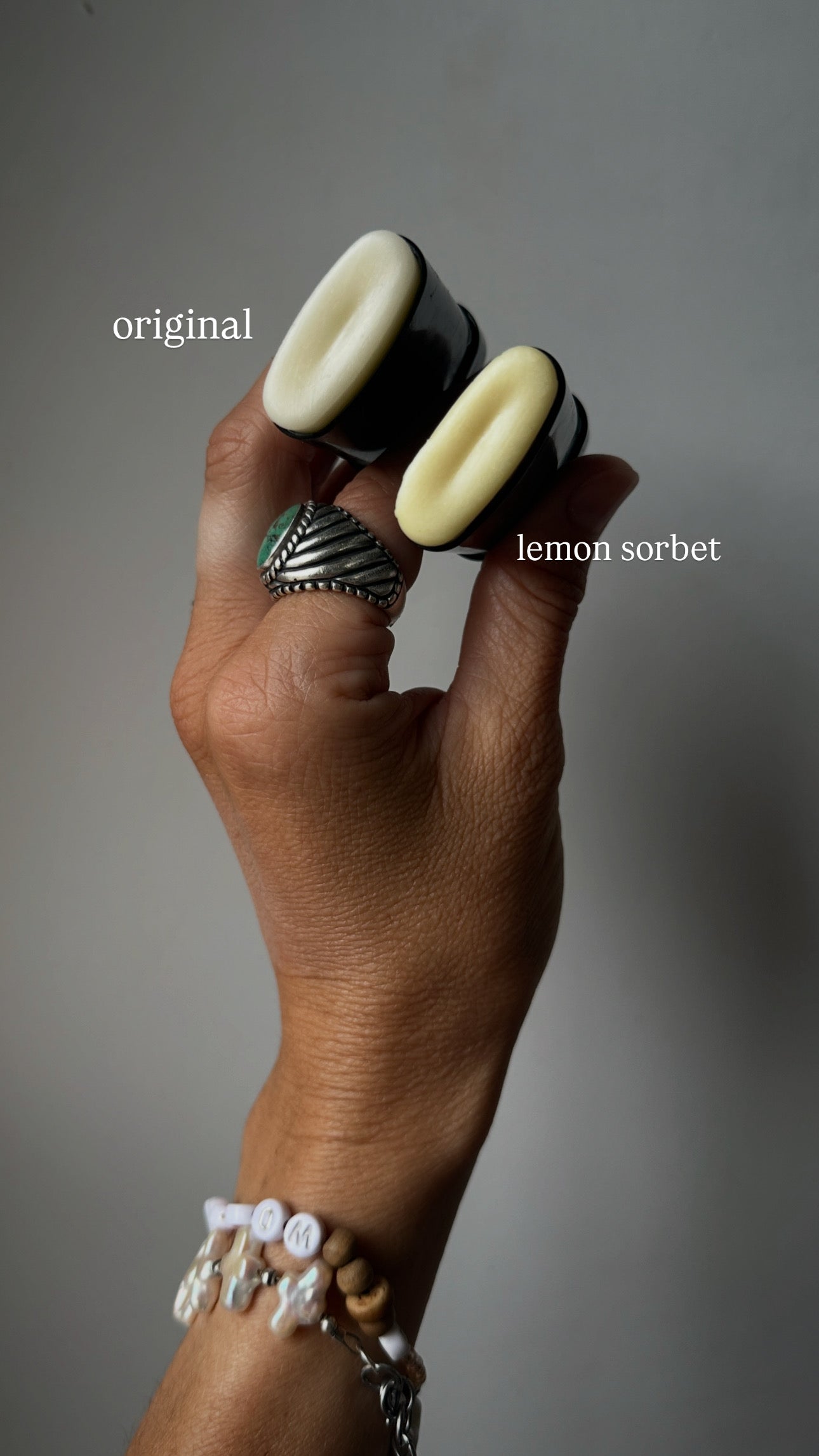 HYDRATING BUTTER STICKS