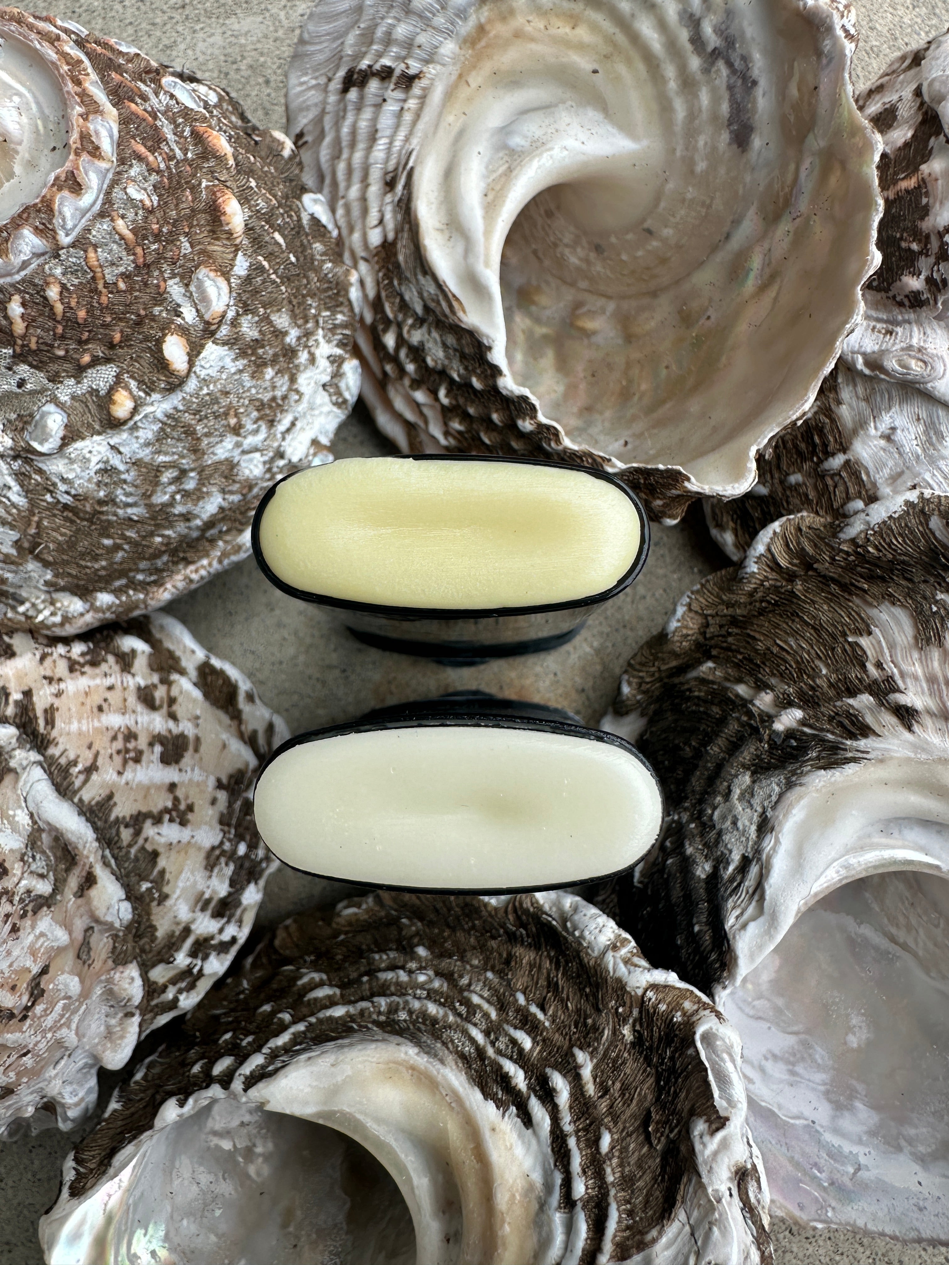 HYDRATING BUTTER STICKS