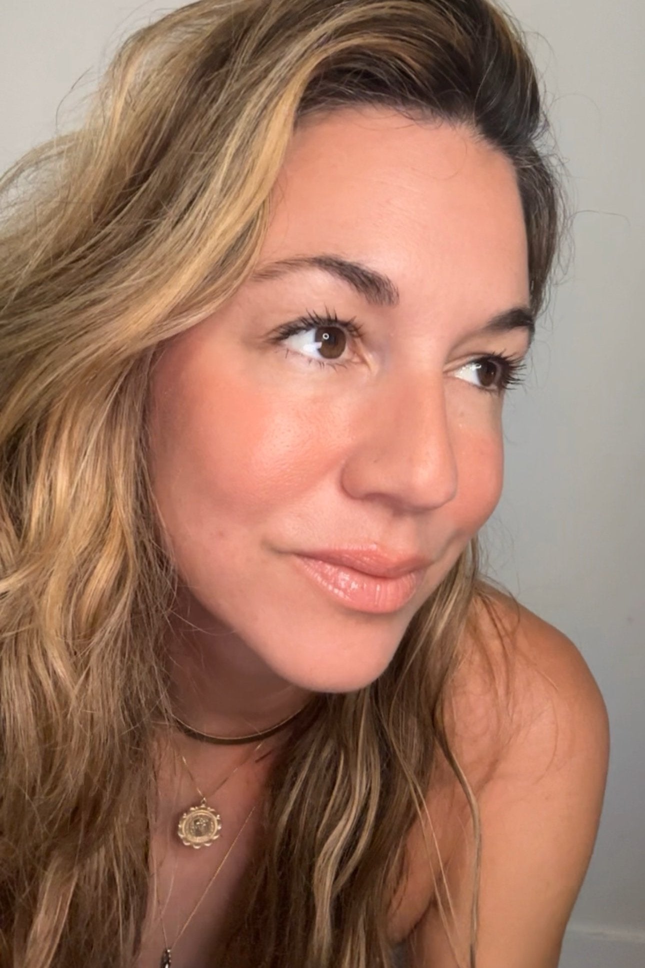 BEACH BUNNY ZINC STICKS: UPPERS